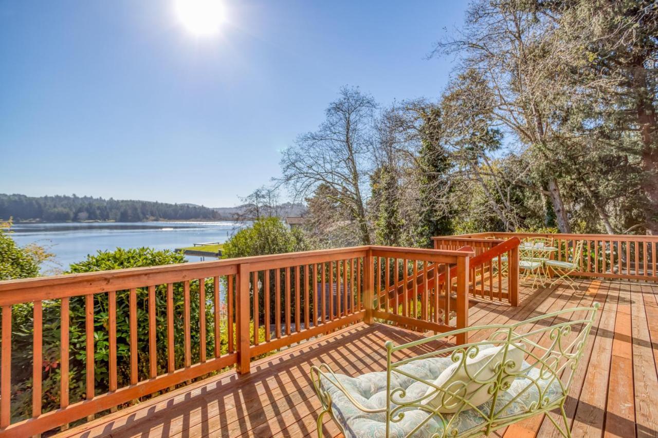 Regatta Park Lake House Линкън Сити Екстериор снимка