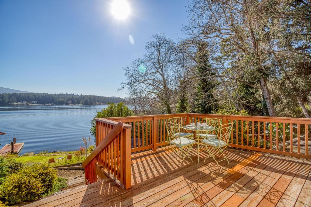 Regatta Park Lake House Линкън Сити Екстериор снимка