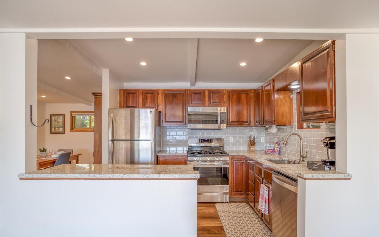 Regatta Park Lake House Линкън Сити Екстериор снимка