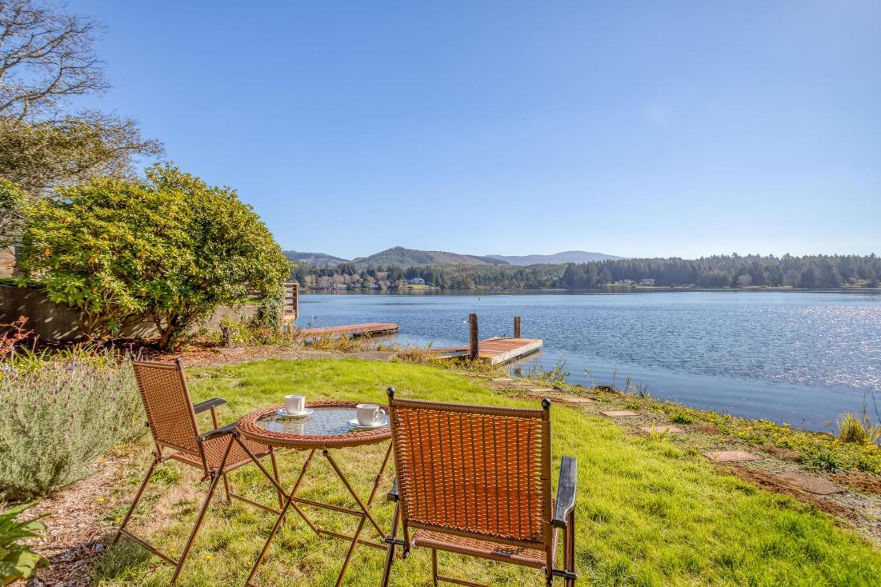 Regatta Park Lake House Линкън Сити Екстериор снимка