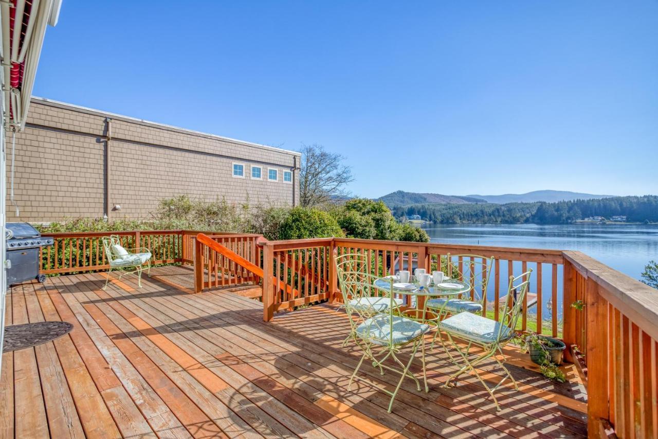 Regatta Park Lake House Линкън Сити Екстериор снимка